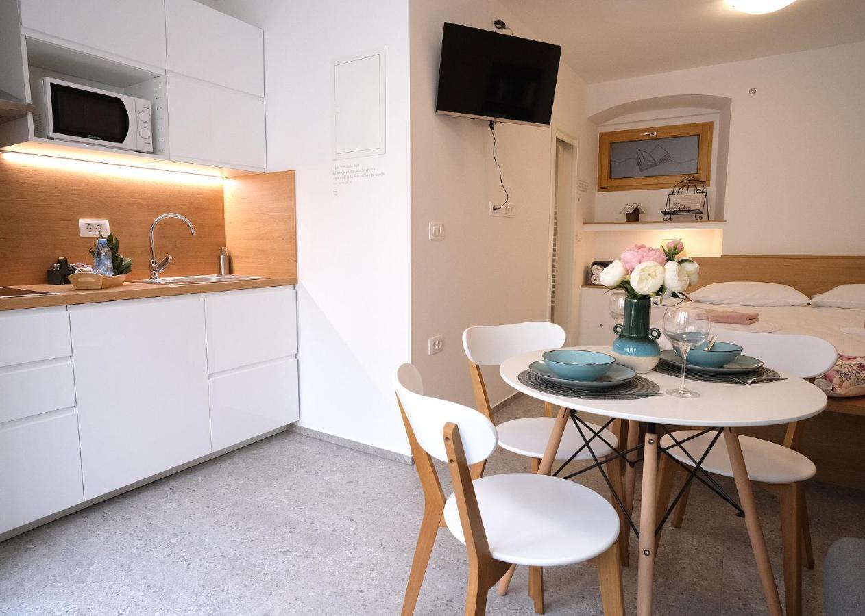 Apartment Apartma Libris Koper